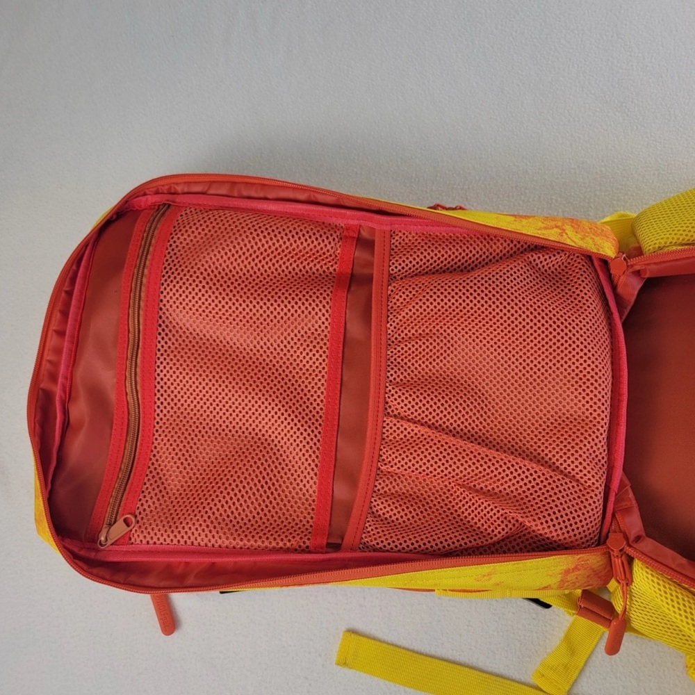 Wolfpak fire 🔥 Backpack - Picture 4 of 6